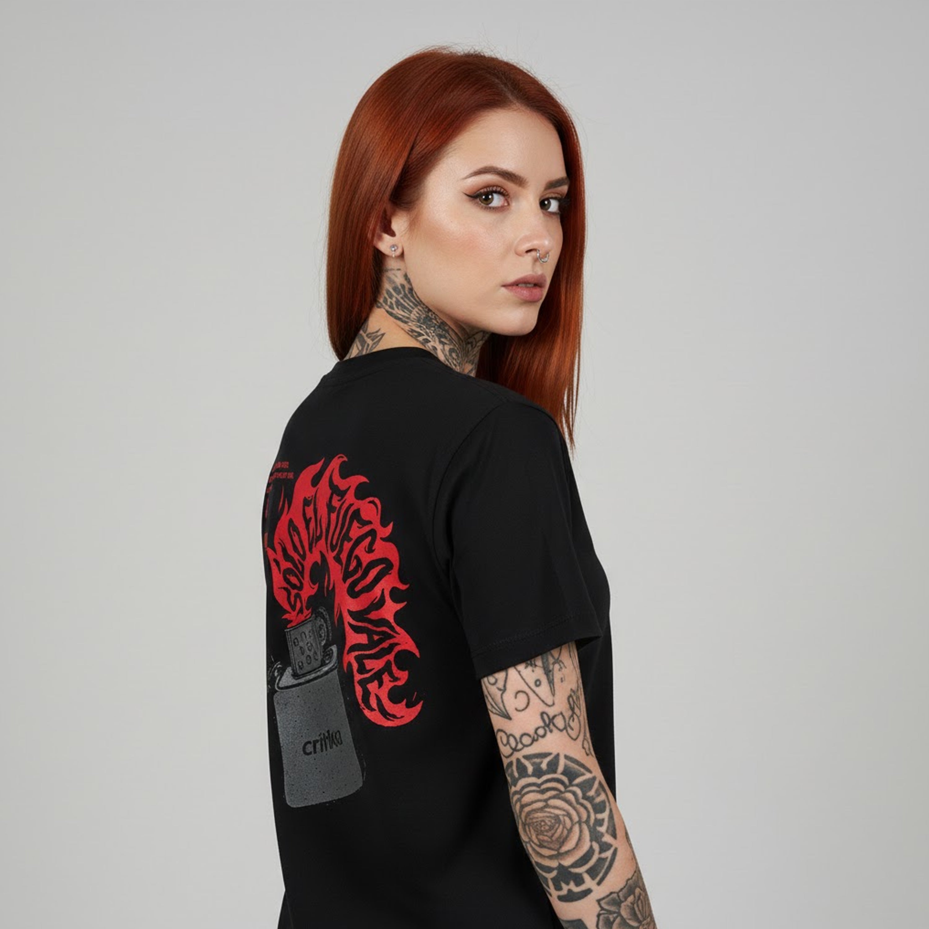 Camiseta manga corta negra - Sólo el Fuego Vale