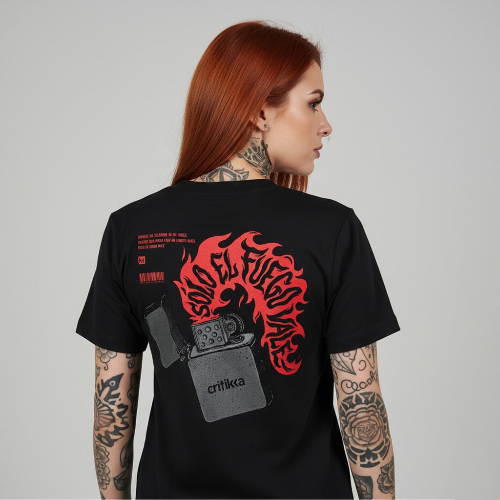 Camiseta manga corta negra - Sólo el Fuego Vale